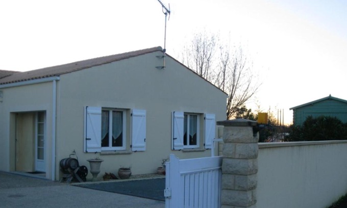 Tonnay-Charente Apartamento | Studio avec jardin clos et wifi a Tonnay Charente