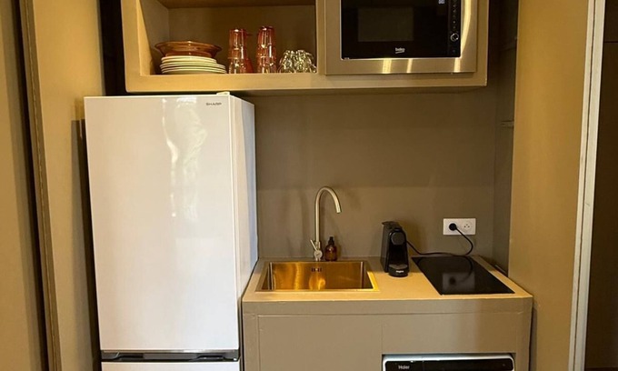 Corse-du-Sud Apartamento | STUDIO CIDADELLE SEA VIEW ideally located close to beaches, restaurants,