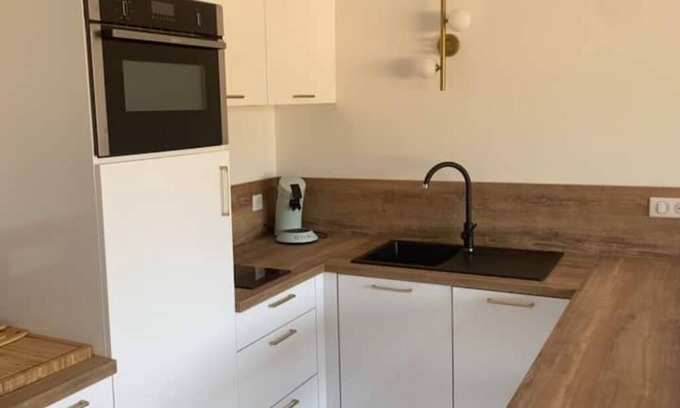 Vico Apartamento | Studio Climatisé en Bord de mer
