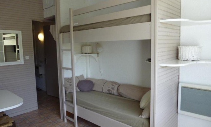 Arette Apartamento | Studio confortable avec balcon et casier à skis, 4/6 personnes, au pied des pistes - FR-1-602-40