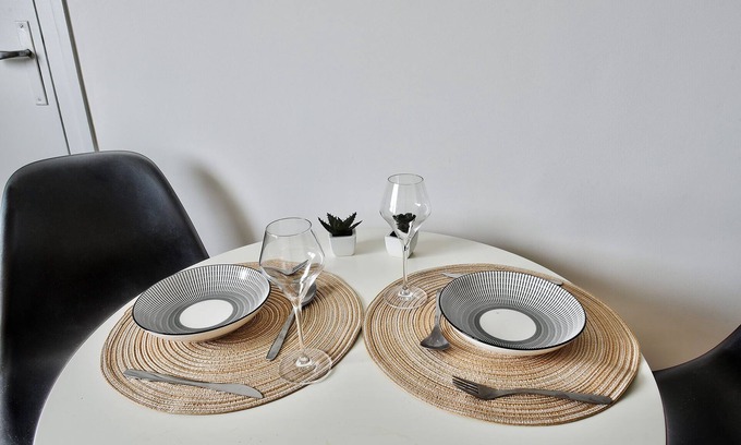 Peloux-Mail Apartamento | Studio Cosy Bressan