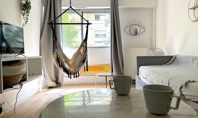 Quartier des Grandes-Carrieres Apartamento | Studio des Cottages