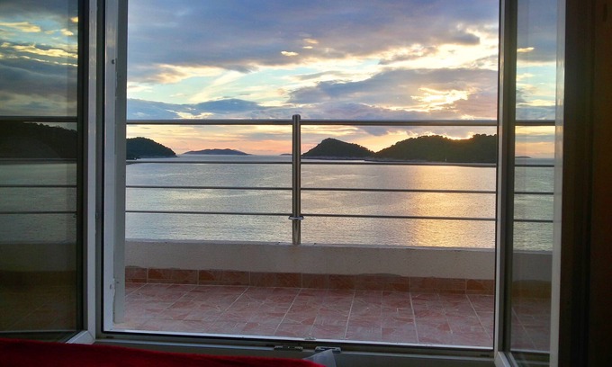 Ubli Apartamento | Apartamento-estudio en la playa Ubli, Lastovo (AS-8354-b)