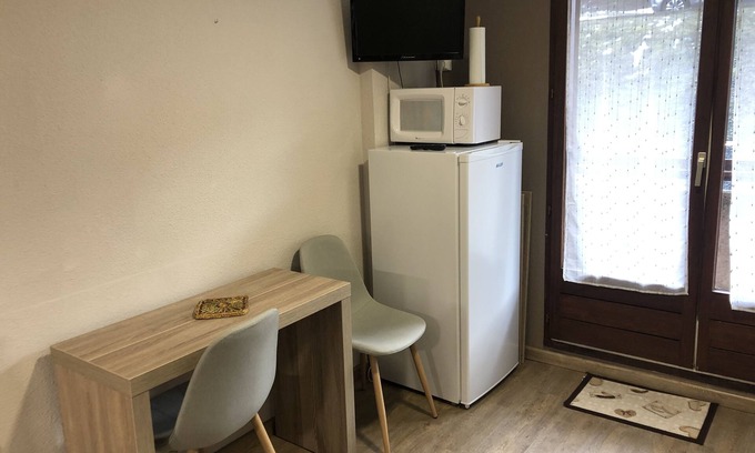 Saint-Leger-les-Melezes Apartamento | Studio for 6 near the ski slopes