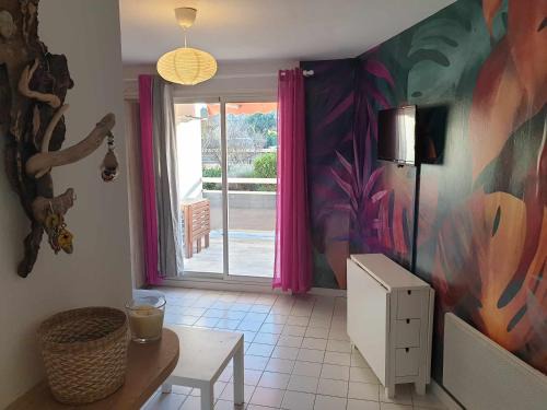 La Faviere Apartamento | Studio idéal séjour en amoureux rez de jardin proche plage