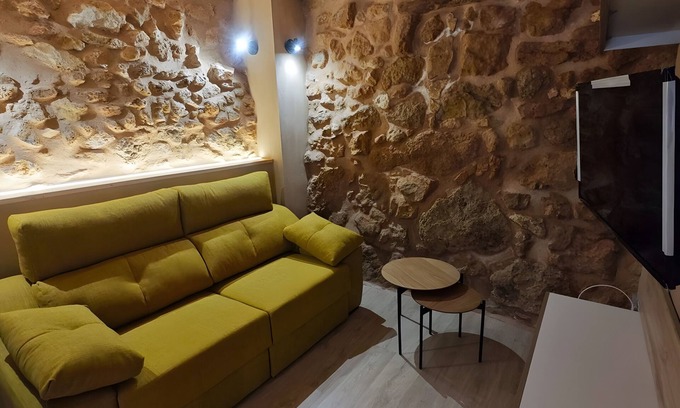 Ademuz Apartamento | Estudio 'La Bodega' con Wi-Fi