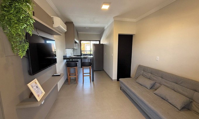 Santa Monica Apartamento | Studio Maia | Comfort and practicality | 190m from UFU