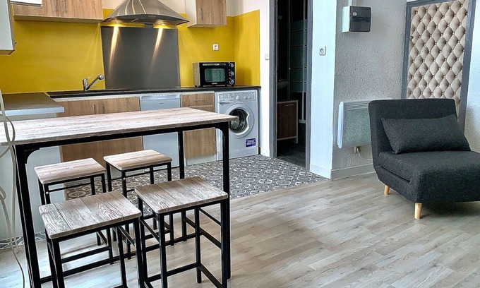 La Real Apartamento | Studio near Castillet
