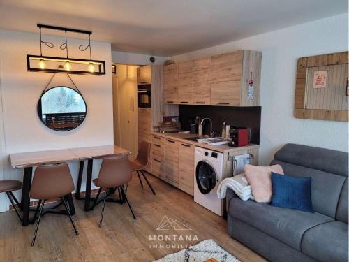 Le Grand-Bornand Apartamento | Studio rénové avec cabine pour 4 pers, calme à Le Grand-Bornand - FR-1-458-199