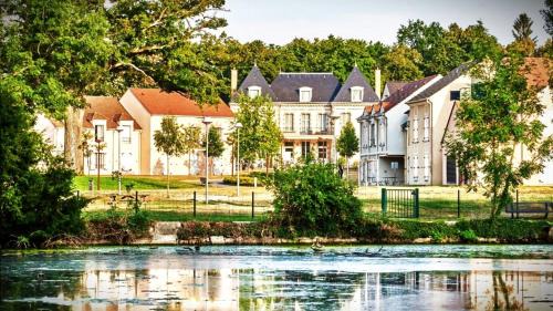 Le Mee-sur-Seine Apartamento | Studio résidence touristique 3 étoiles