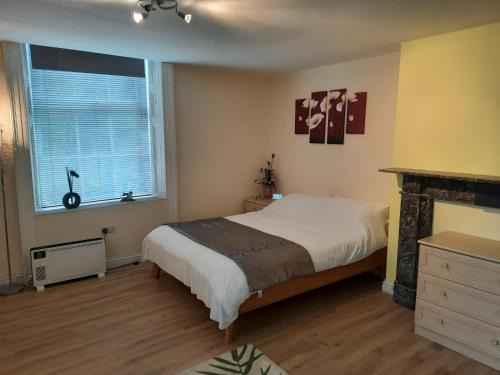 Winterton-on-Sea Apartamento | Studio Sleeps 2 with On-site Parking