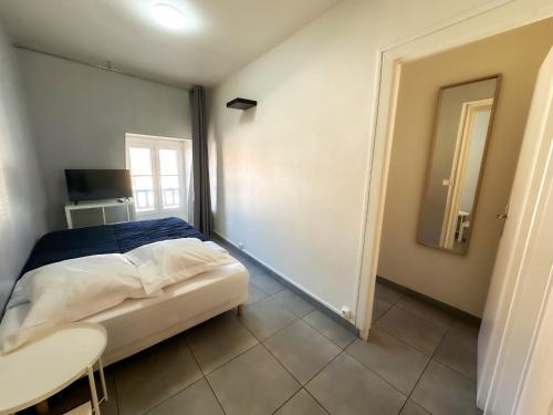 Meaux Apartamento | Studio SN8 - Centre-Ville Meaux - Proche Disneyland