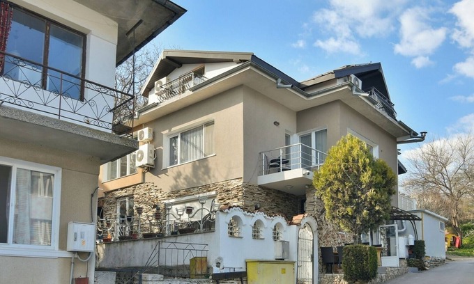Balchik Casa | Studio "The waterfall"
