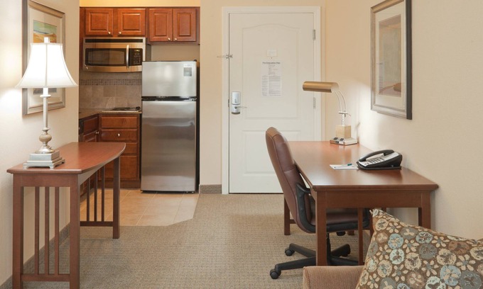 Lafayette Apartamento | Studio w/ Kitchen 5 Miles from Purdue University