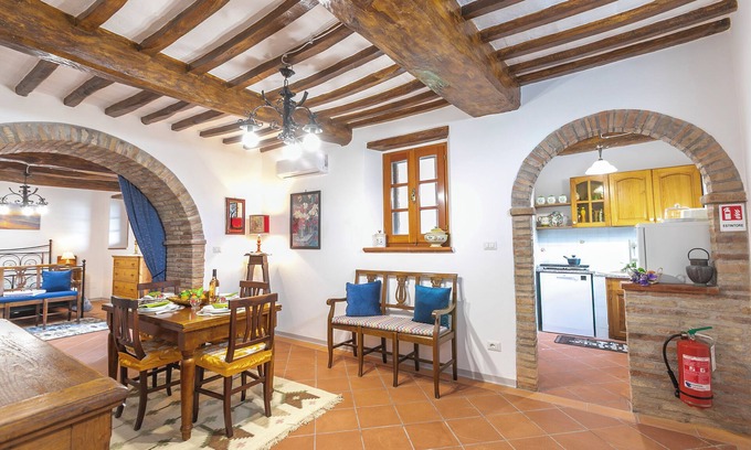 Panicale Apartamento | Studio With Pool And Garden, Panicale, Italy