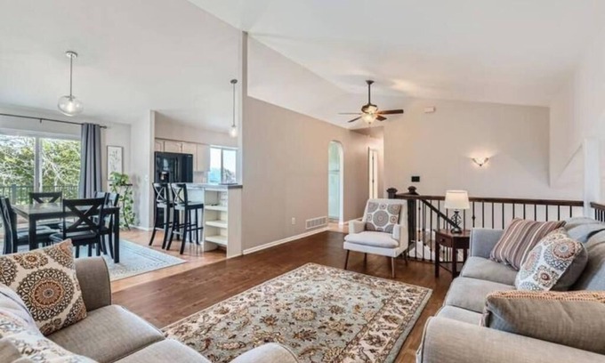 Broomfield Casa | Stunning 4 BDR Fully Furnished Home in Broomfield