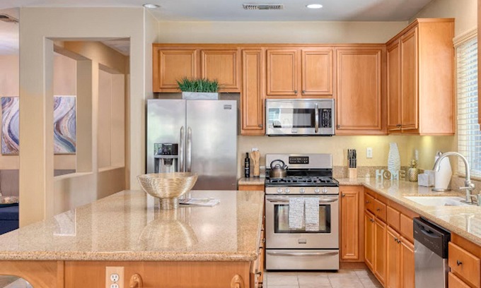 Indio Casa | Stunning 4-bed House in Indio in Golf Course Commu