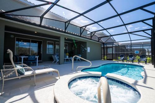 Loughman Casa | Stunning 5Bd w/Pool Close to Disney @ Solterra 7829