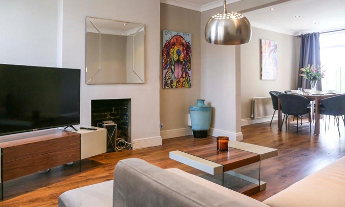 Mortlake Apartamento | Stunning Barnes Village Riverside Gem
