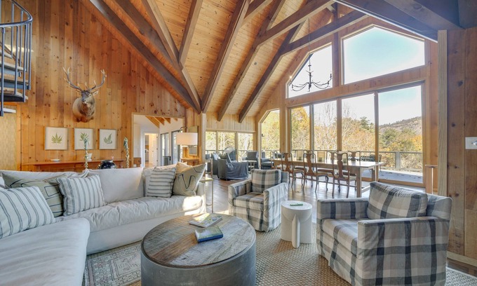 Cashiers Casa | Stunning Cashiers Vacation Home w/ Mountain Views!