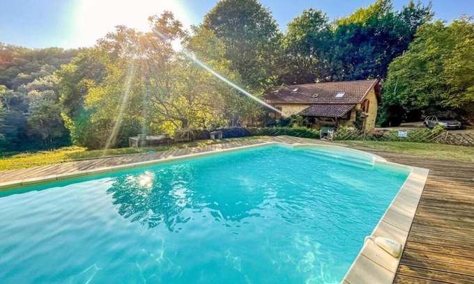 Saint-Pompont Casa | Stunning Dordogne Holiday House and private heated pool.