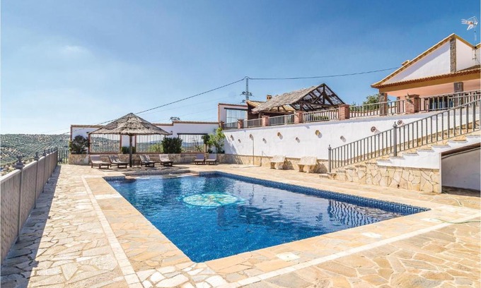 Iznajar Casa | Stunning Home In Iznájar With Wifi