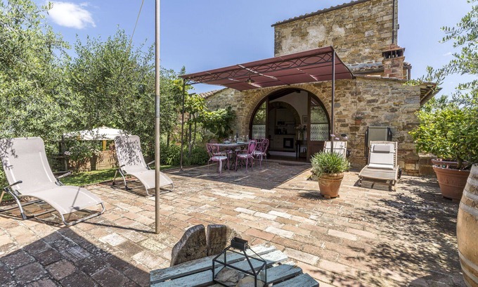 Poggibonsi Villa | Estupenda casa de vacaciones privada con A/C, piscina, WIFI, TV, veranda, cerca de San Gimignano