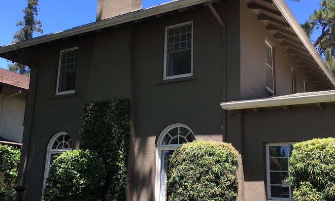 Lodi Casa | Impresionante, grande, bellamente decorada casa en el centro de Lodi con servicios de spa