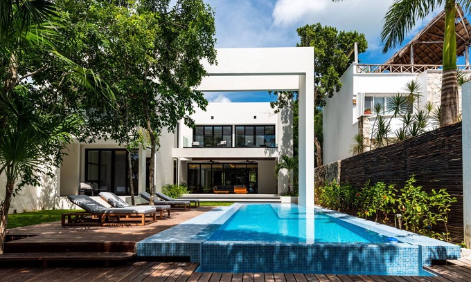 Colonia Andrés Villa | ¡Excelentes villas frente al mar de lado a lado!