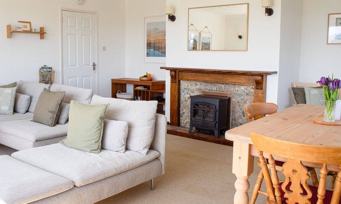 Portree Casa | Estupenda casa de vacaciones privada para 4 personas con WIFI, TV y patio