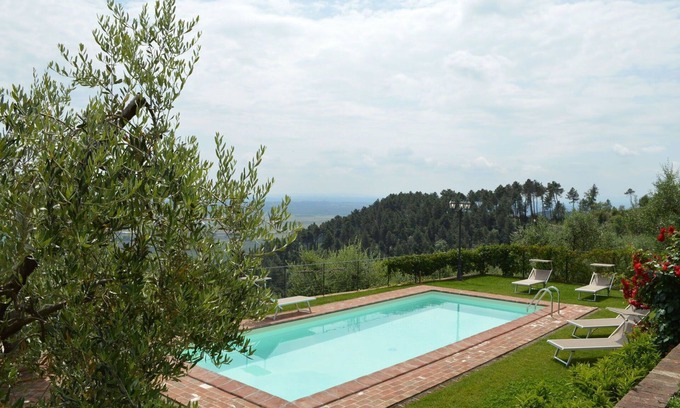 Cascine-La Croce Villa | Estupenda casa de vacaciones privada con A/C, piscina privada, WIFI, TV, terraza, cerca de Lucca