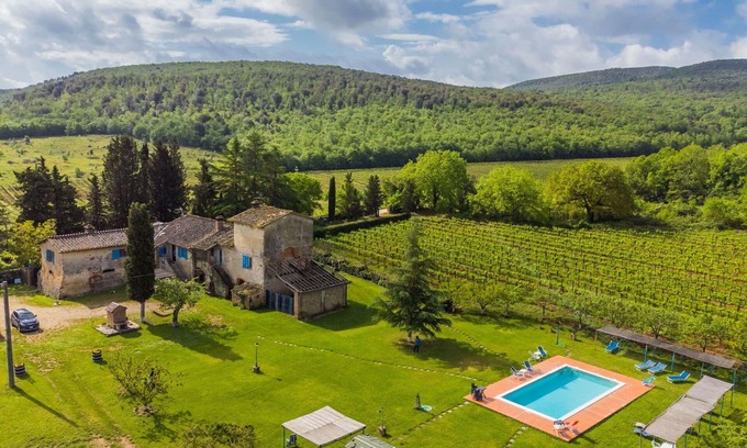 Monteriggioni Villa | Estupenda casa de vacaciones privada con piscina privada, WIFI, TV, patio, vista panorámica