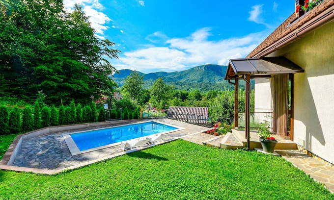 Skrad Casa | Preciosa casa de vacaciones privada con piscina privada, WIFI, A/C, TV, terraza y vista panorámica