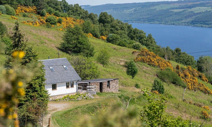 East Lewiston Casa | Maravillosa casa de vacaciones privada para 7 personas con WIFI, TV, patio y mascotas permitida