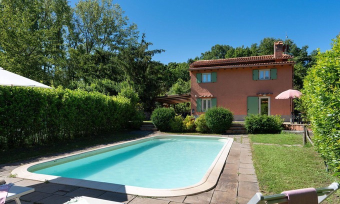 Scarperia Villa | Estupenda casa de vacaciones privada con A/C, WIFI, piscina privada, TV, patio y vista panorámica