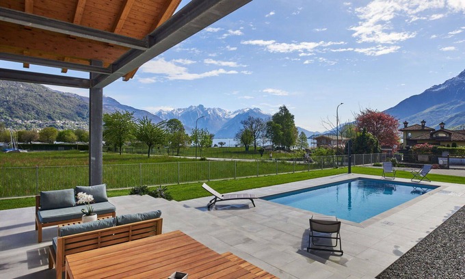 Dongo Casa | Preciosa casa de vacaciones privada para 5 personas con piscina privada, TV y terraza