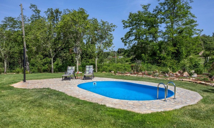Groznjan Casa | Estupenda casa de vacaciones privada con piscina privada, WIFI, A/C, TV, terraza, vista panorámica