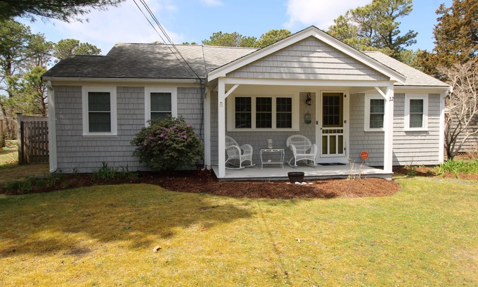 West Dennis Casa | Stunning Private Yard, Close to Town (2305)