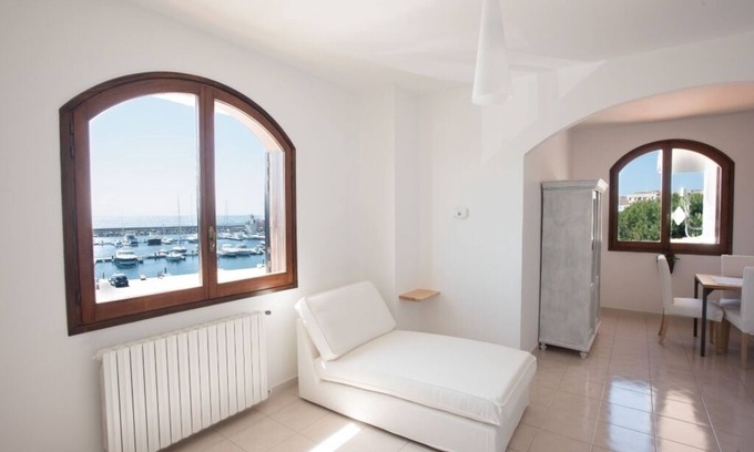 Portoscuso Apartamento | Stunning sea view attic