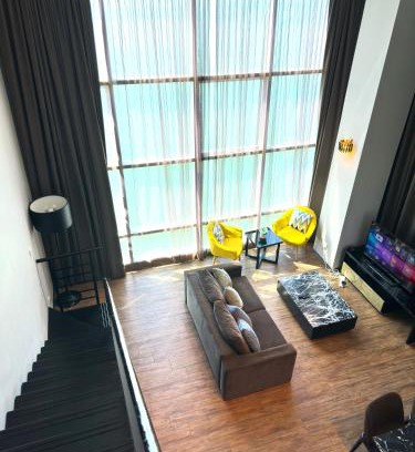 George Town Apartamento | Stunning Seaview Duplex George Town Maritime Suites