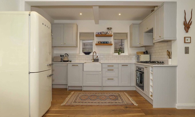 Twickenham Riverside Casa | Stunning, stylish flat near Richmond Bridge | Pass the Keys