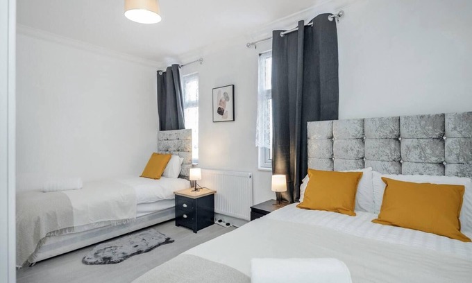 Tilbury Apartamento | Stunning Top 2 Bed Flat Tilbury Central Location