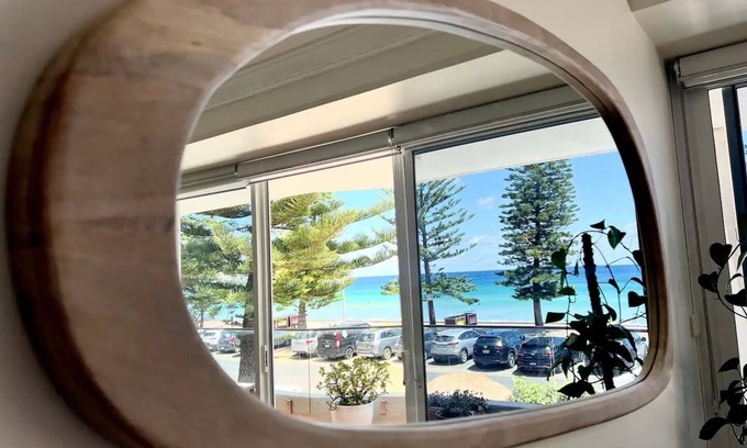 Manly Apartamento | Stunning, uninterrupted views of beach & surf