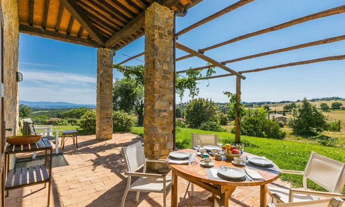 Magliano in Toscana Casa | Maravillosa casa de vacaciones para 4 personas con WIFI, patio y mascotas permitida