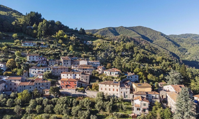 Pescaglia Casa | Preciosa casa de vacaciones para 6 personas con piscina privada, WIFI, TV y patio