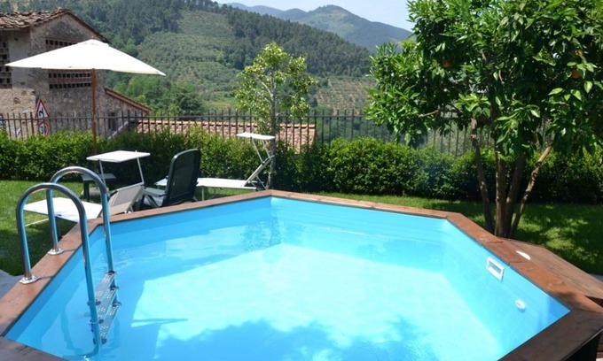 Castelvecchio Villa | Casa de vacaciones con piscina privada, A/C, WIFI, TV, terraza, vista panorámica, cerca de Lucca