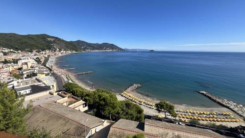 Laigueglia Apartamento | Stupenda vista mare a Laigueglia con posto auto