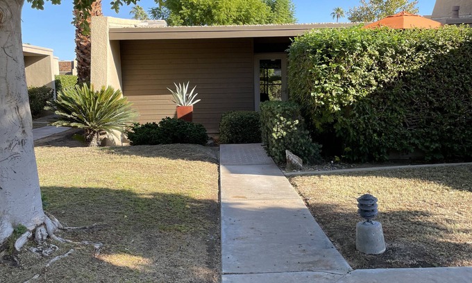 Baristo Condominio | Estilo y serenidad cerca del centro de Palm Springs