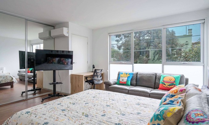 Brunswick Casa | Stylish 2BR Brunswick Home