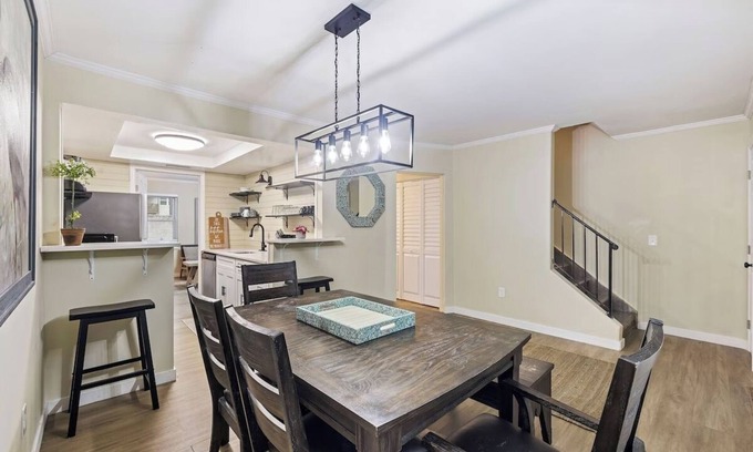 Palmetto Dunes Cabaña | Stylish 2BR Townhome Near Bradley Beach + Pool
